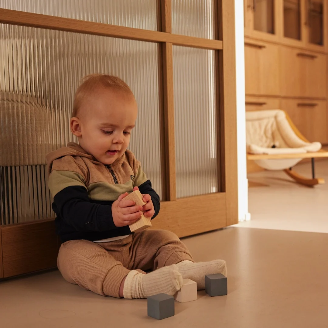 Setje Dirkje hoodie + broek beige/donkerblauw LAATSTE STUK 98 - - Afbeelding 4