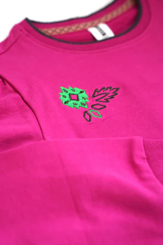 B.Nosy fuchsia sweater met geborduurde bloemenprint Y308-5390 LAATSTE STUK MAAT 116 - Afbeelding 3