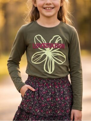 Lovestation22 longsleeve Gayatri capulet olive (B24-705)